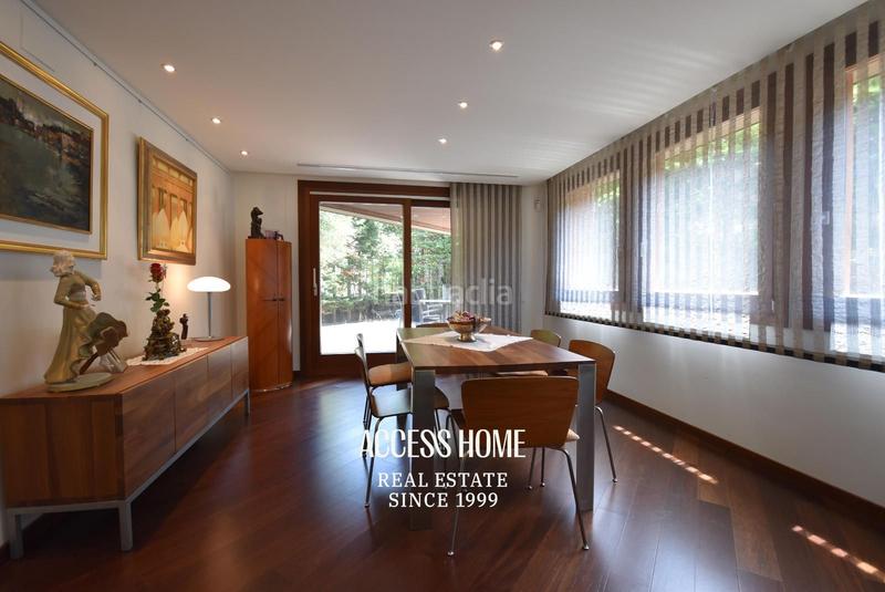 Foto 525d88a7-45a5-4269-b237-f3c663d888d4. Chalet excelente casa unifamiliar en el centro en Cabrera de Mar