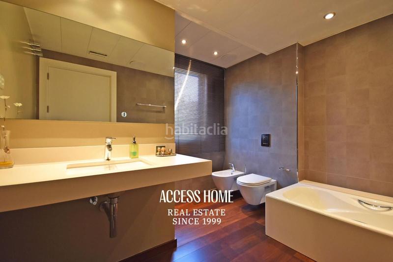 Foto 8af1d6d3-7703-484a-8c0d-6ed2e0e58980. Chalet excelente casa unifamiliar en el centro en Cabrera de Mar