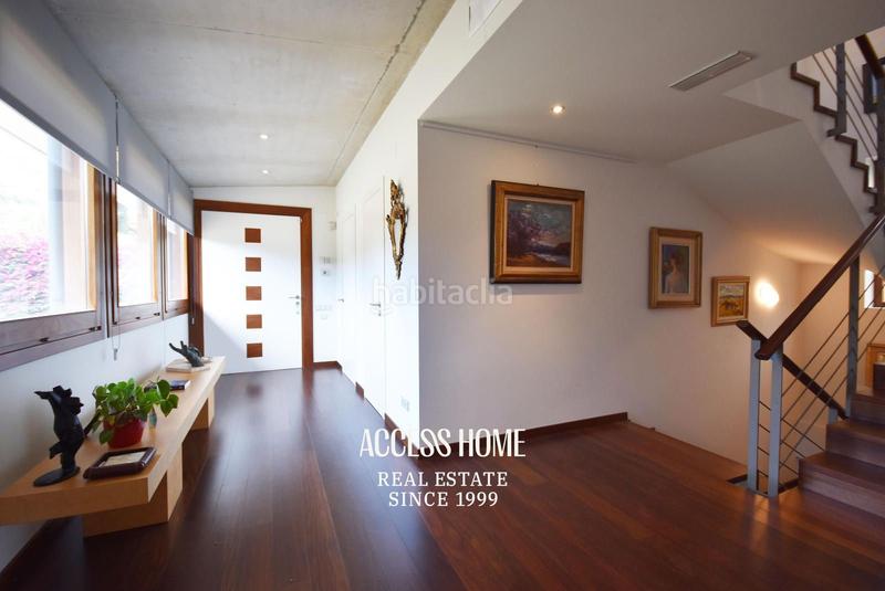 Foto f1c7f637-7550-426f-903c-f0891dc97d6e. Chalet excelente casa unifamiliar en el centro en Cabrera de Mar