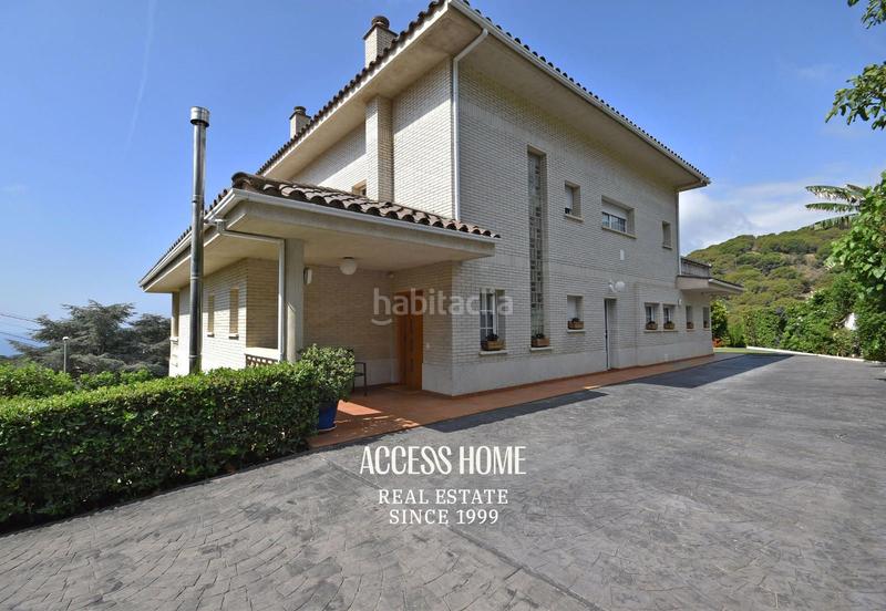 Foto 03300682-5952-4edb-a63c-0338bce1ca0c. Xalet amb aparcament piscina a Alella