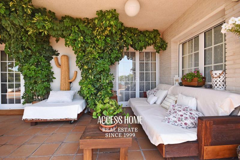 Foto 2546f3af-3e19-45f4-a5f7-210bd0613d27. Xalet amb aparcament piscina a Alella