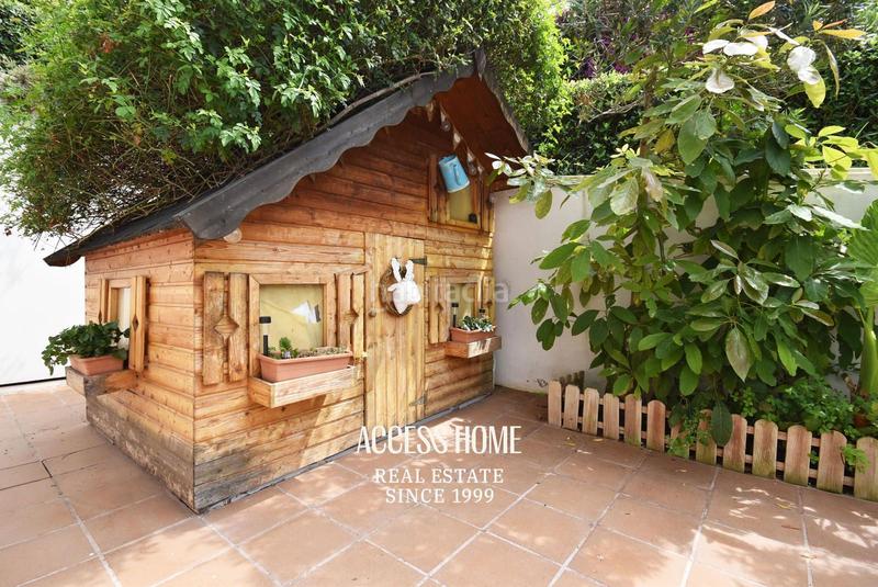 Foto 4799b76e-3c82-404b-b035-3239398888c2. Xalet amb aparcament piscina a Alella