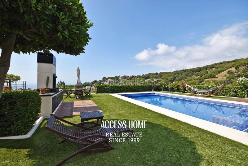 Foto 4efd453b-1bc0-4b63-a4bb-95c846e5f79d. Xalet amb aparcament piscina a Alella