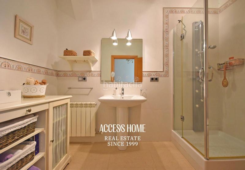 Foto 52faf1f6-a1e6-4390-a79e-b64fb2feb58b. Xalet amb aparcament piscina a Alella