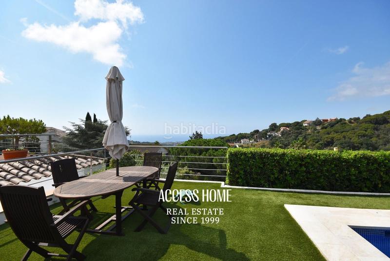 Foto 892a7227-b5b4-4f62-a8ae-32ec5a493dd1. Xalet amb aparcament piscina a Alella