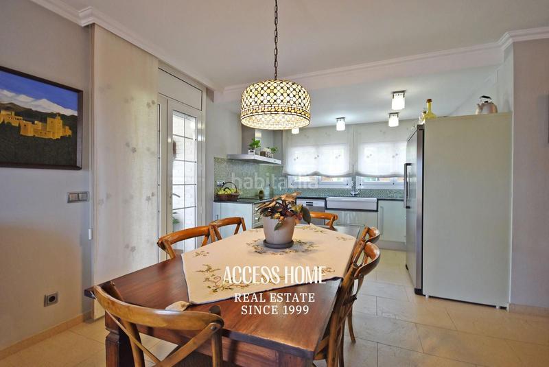 Foto 9ae85c83-9fc9-4628-9ab4-21de44f4469f. Xalet amb aparcament piscina a Alella