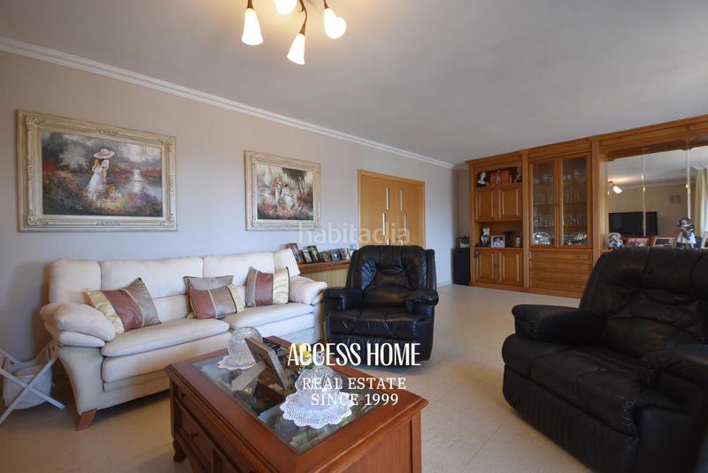 Foto ad4d2149-6659-42f3-8300-251876ac8071. Xalet amb aparcament piscina a Alella