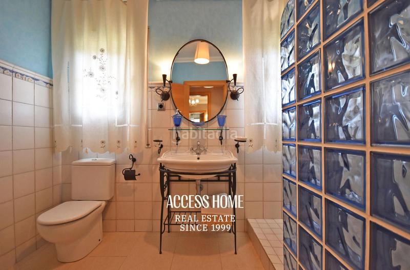 Foto c6862d2f-70e5-406e-8c5c-83b481141553. Xalet amb aparcament piscina a Alella