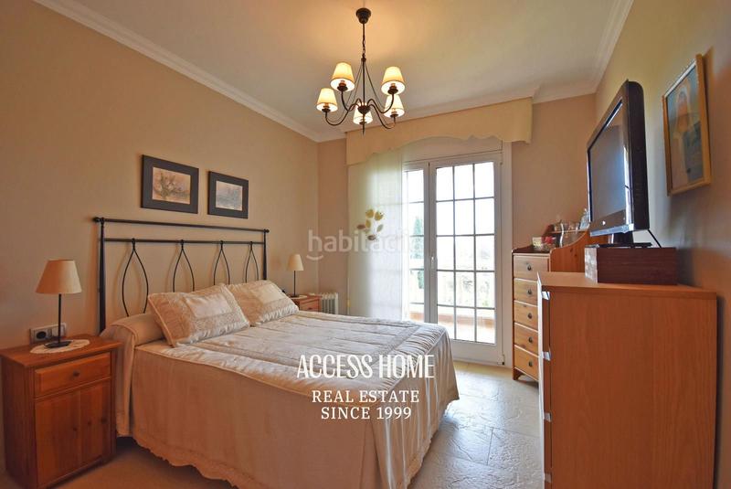 Foto e6f6f2a6-ab22-4706-bb83-b899f288b044. Xalet amb aparcament piscina a Alella