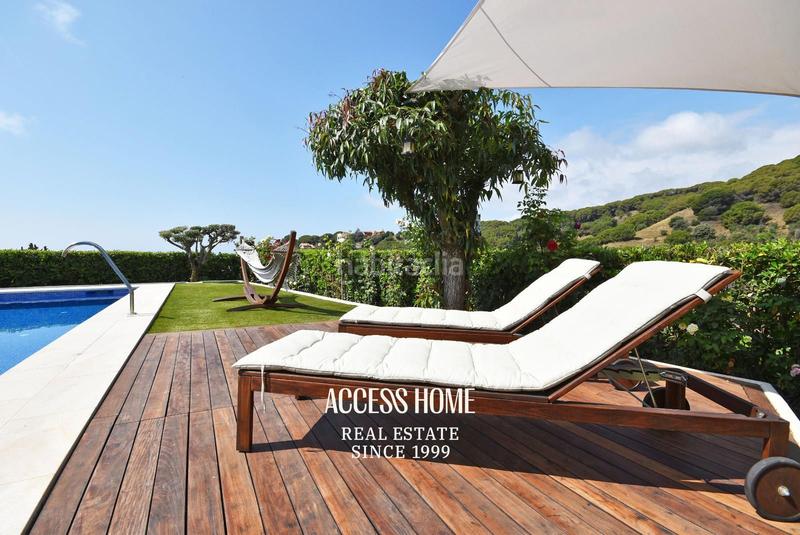 Foto ec1e98c8-e655-400b-b4f2-9f78284d359b. Xalet amb aparcament piscina a Alella