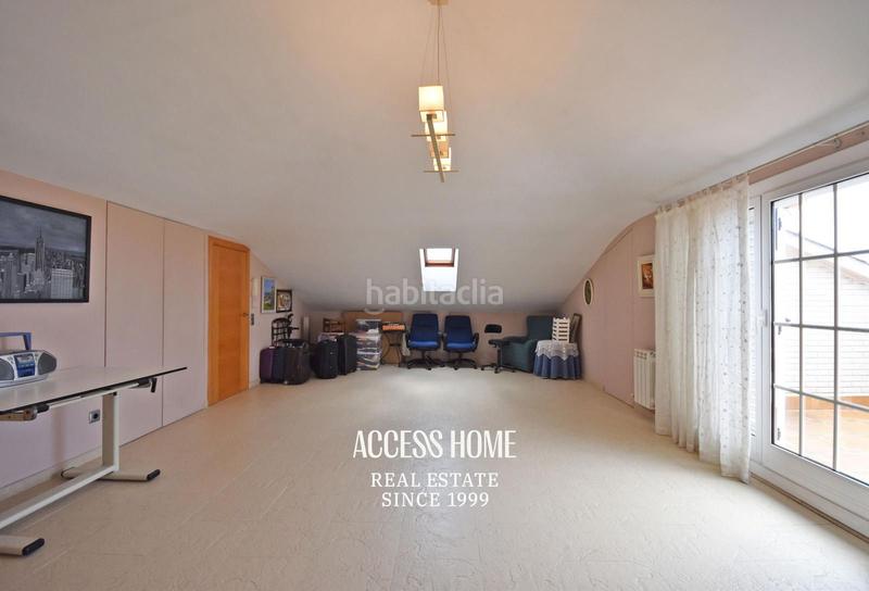 Foto ef02771a-33ca-4aad-beeb-b9552c96d094. Xalet amb aparcament piscina a Alella