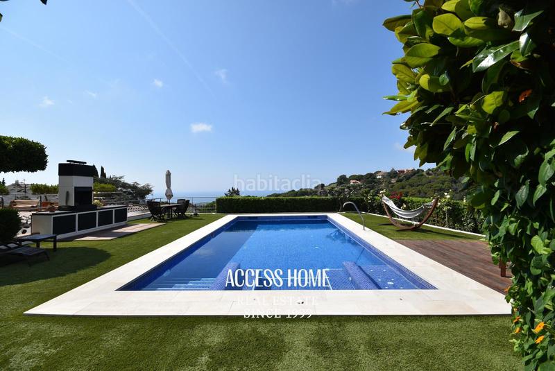 Foto fa4e1af0-4824-4b04-9f7f-e426efed6582. Xalet amb aparcament piscina a Alella