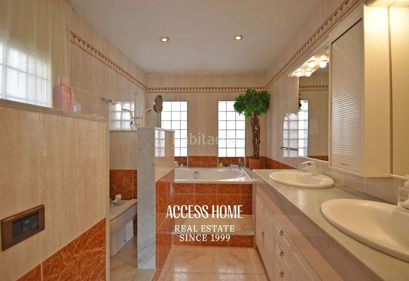 Foto 4f4b37a0-df82-43f4-9364-db30921e0562. Chalet mit heizung parking pool in Zona Alta Premià de Mar