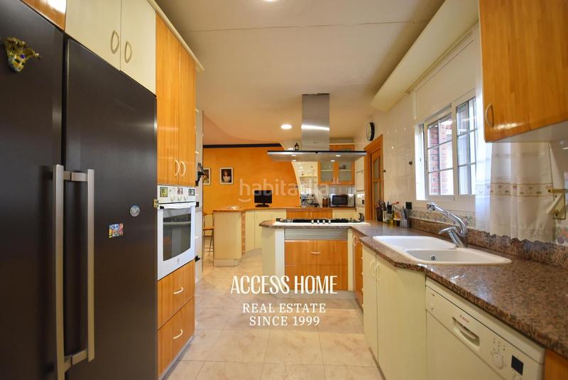 Foto 6fc93ac6-3357-48d8-9bea-86fdcbe443fa. Chalet mit heizung parking pool in Zona Alta Premià de Mar