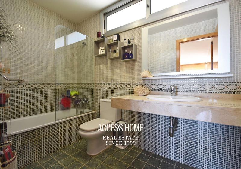 Foto 78db201b-7d7e-4ce0-b0df-922534c3d525. Chalet con riscaldamento parcheggio piscina in Premià de Dalt