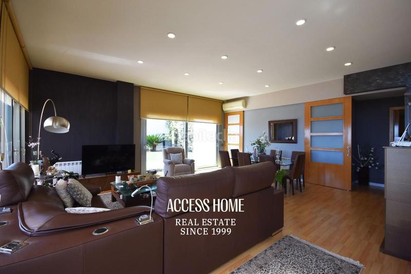 Foto 990d9953-505d-4580-bf0c-e92cfb1edd89. Chalet con riscaldamento parcheggio piscina in Premià de Dalt