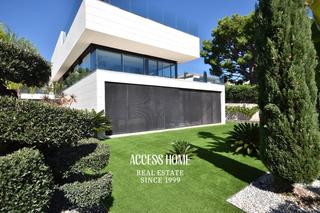 Xalet a Teià. Casa de diseño en venta en urbanización sant berger teià