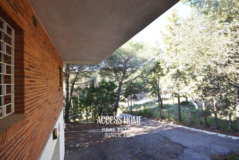 Foto 94bd9bfa-b51e-4203-9f16-5df16bd49194. Chalet casa a reformar con piscina en Rocaferrera en Sant Andreu de Llavaneres