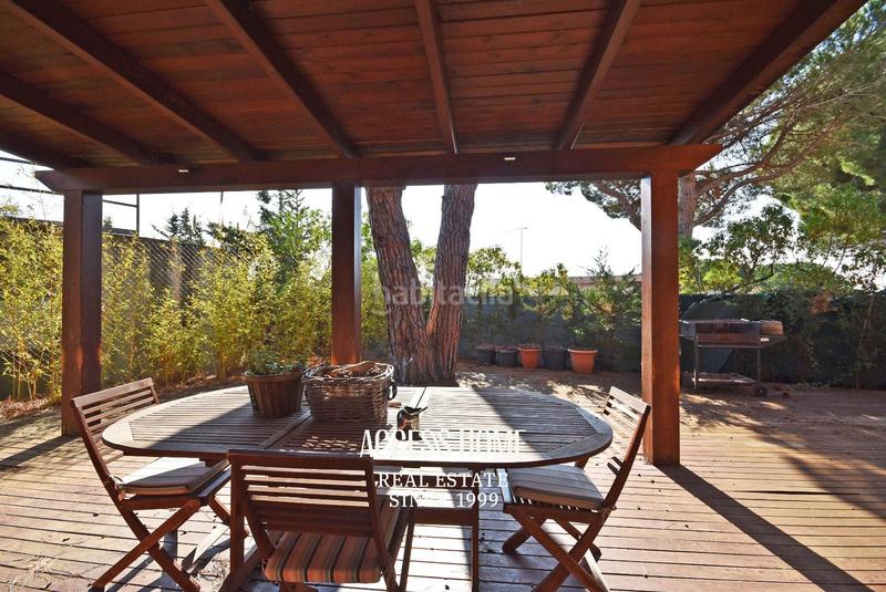 Foto 1667c936-f5be-4c23-9252-2a14ab80792a. Chalet avec chauffage parking piscine dans Cabrils