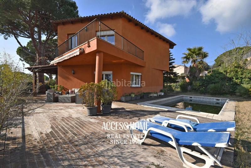 Foto f7a90edc-e65b-4bfb-905e-bd136c8cb1b0. Chalet avec chauffage parking piscine dans Cabrils