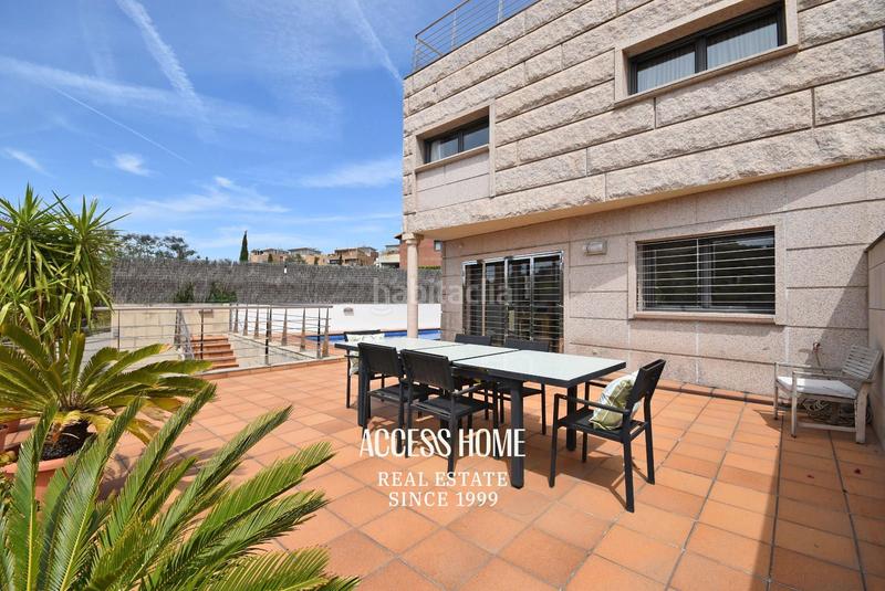 Foto b1e97d5f-2244-4a2e-ba77-e776bea8b5f4. Casa excelente casa con piscina en Tiana