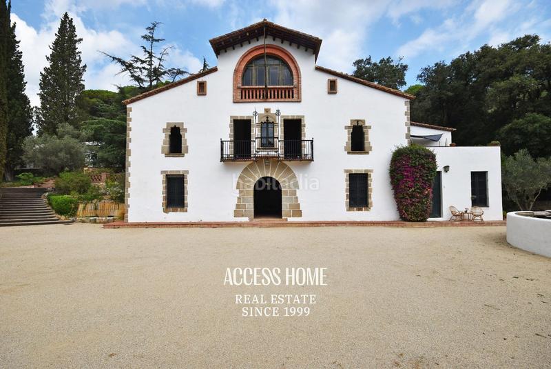 Foto 3f7e77be-c76e-4195-bc48-b3b1ef097b64. Masía propiedad única catalogada en Nucli Urbà Argentona