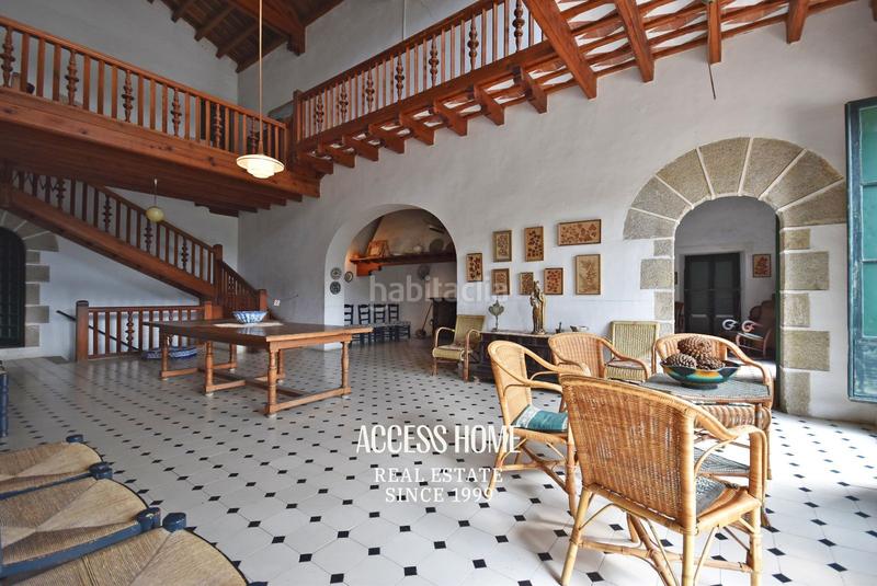 Foto a84c6eca-da0c-4762-ac90-071f9e08436d. Masía propiedad única catalogada en Nucli Urbà Argentona