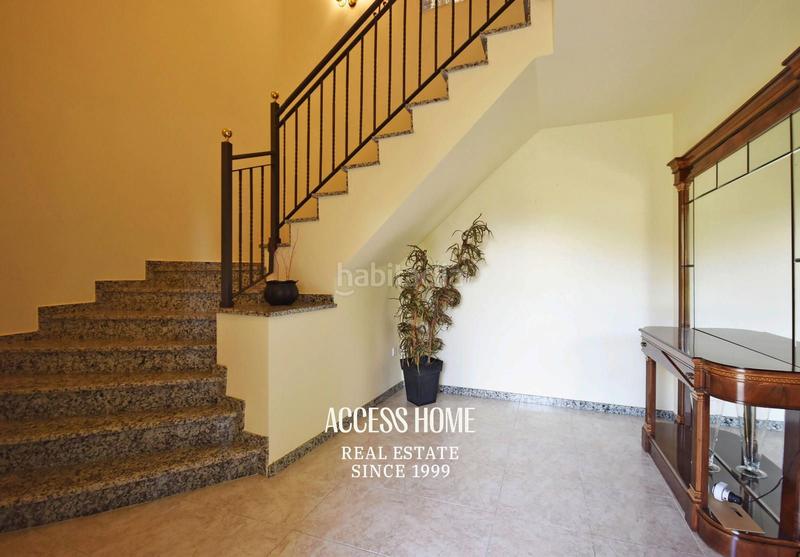 Foto 27e93f63-9e3d-4791-9871-bb6a64c0e292. Chalet casa en venta en les sureres, , con jardín y piscina en Mataró