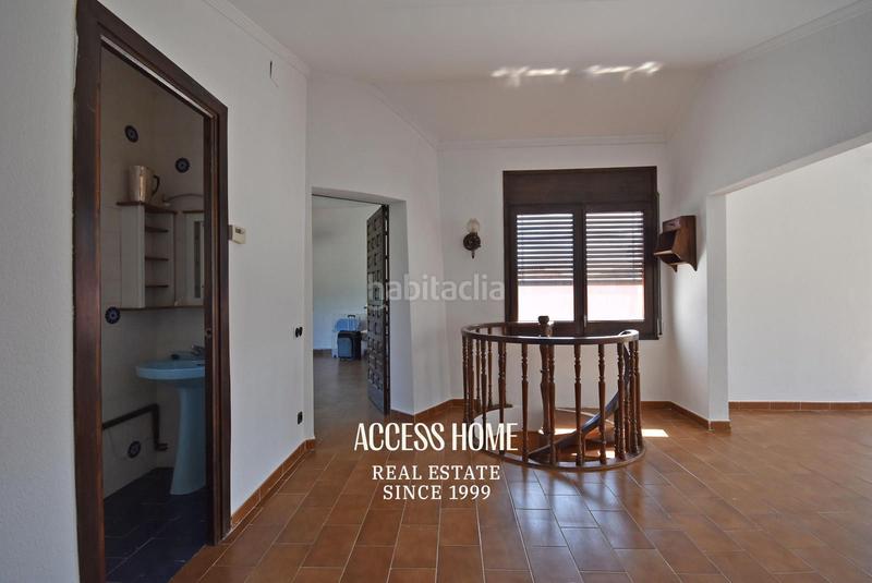 Foto 66f6e357-469f-499b-910f-270bc23474db. Chalet casa con amplia parcela en Alella