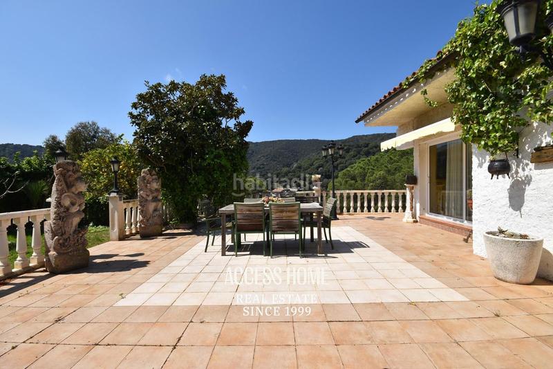 Foto 6eb995f2-93e7-444e-8934-cfd5cbfa9b5a. Chalet casa con amplia parcela en Alella