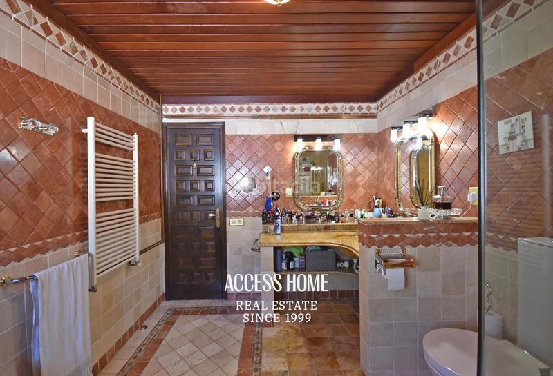 Foto 96354020-e027-402e-85ea-e76f615e45b8. Chalet casa con amplia parcela en Alella