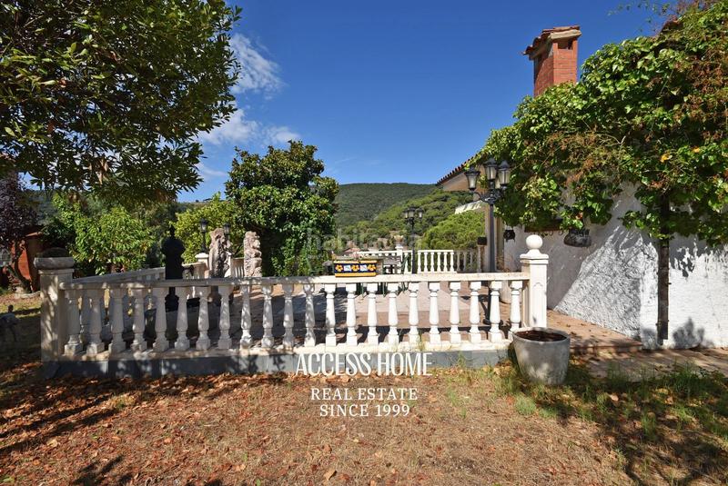 Foto ab045252-8f81-4c4e-959b-f374908a41ae. Chalet casa con amplia parcela en Alella