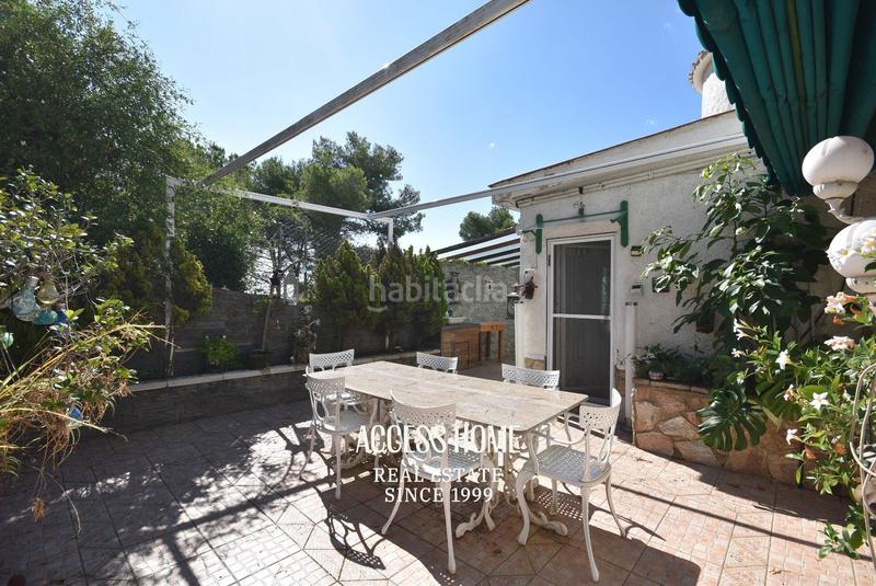 Foto b597d103-47ab-4a7d-8c65-b4ec111afd53. Chalet casa con amplia parcela en Alella