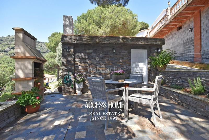 Foto d0f29f2c-94fd-46c3-ab78-8aeaf75271d8. Chalet casa con amplia parcela en Alella