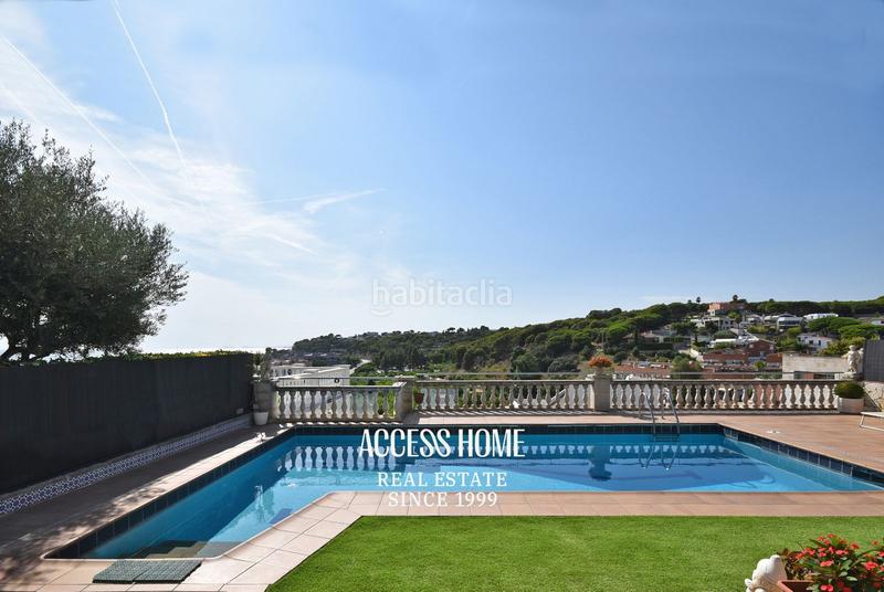 Foto 176580ac-4b8d-4ddc-9bef-145eeb815860. Xalet amb calefacció aparcament piscina a Canet de Mar