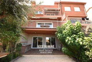 Maison jumelée à Tiana. Magnífica casa en una de las mejores zonas de tiana