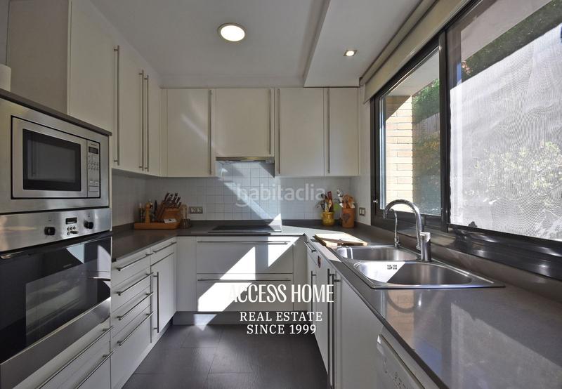 Foto 410a0f95-f52e-416f-924a-d42996c15b7a. Casa con riscaldamento parcheggio piscina in Alella