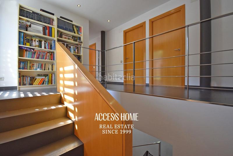 Foto 830fcefc-d20e-4af9-bc74-f079c6ebd9c4. Casa con riscaldamento parcheggio piscina in Alella