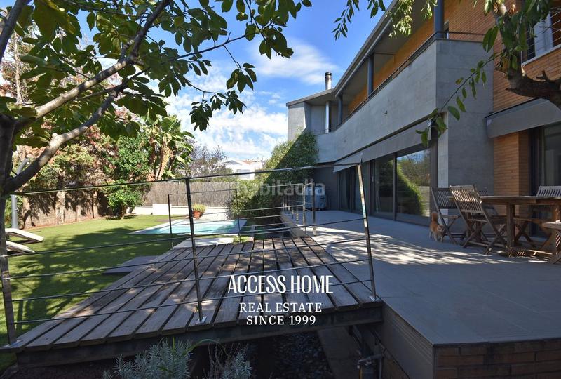 Foto c43a25ac-84b8-4c1c-b15a-bbaee199e649. Casa con riscaldamento parcheggio piscina in Alella