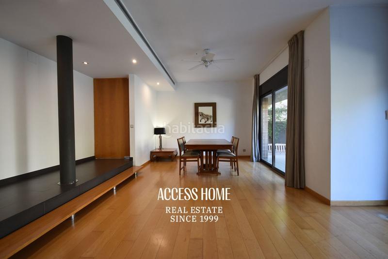 Foto cabb98c1-8daa-4e4f-a64b-2dd4b943d711. Casa con riscaldamento parcheggio piscina in Alella