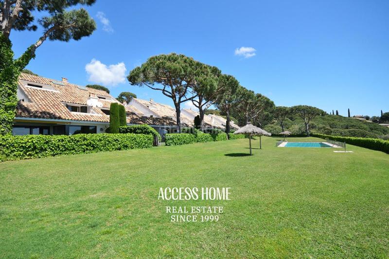 Foto 9c091404-3699-4e97-a6e9-0ad8a826e9ab. Alquiler casa adosada casa en alquiler en la urbanización Supermaresme con piscina comunitaria en Sant Vicenç de Montalt