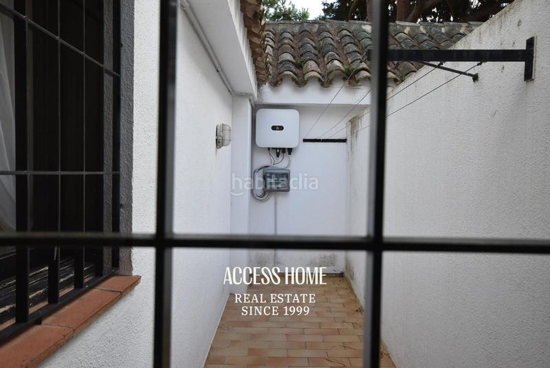Foto d1958c6b-7c3a-4ed6-a71a-be428845bf40. Alquiler casa adosada casa en alquiler en la urbanización Supermaresme con piscina comunitaria en Sant Vicenç de Montalt