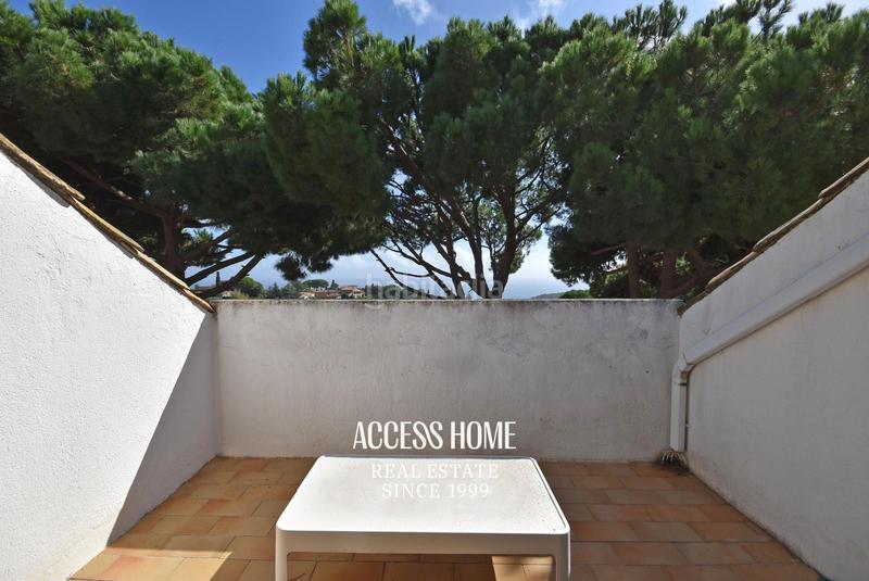 Foto f492aaf8-cdc2-495f-81c2-d3905a53ccda. Alquiler casa adosada casa en alquiler en la urbanización Supermaresme con piscina comunitaria en Sant Vicenç de Montalt