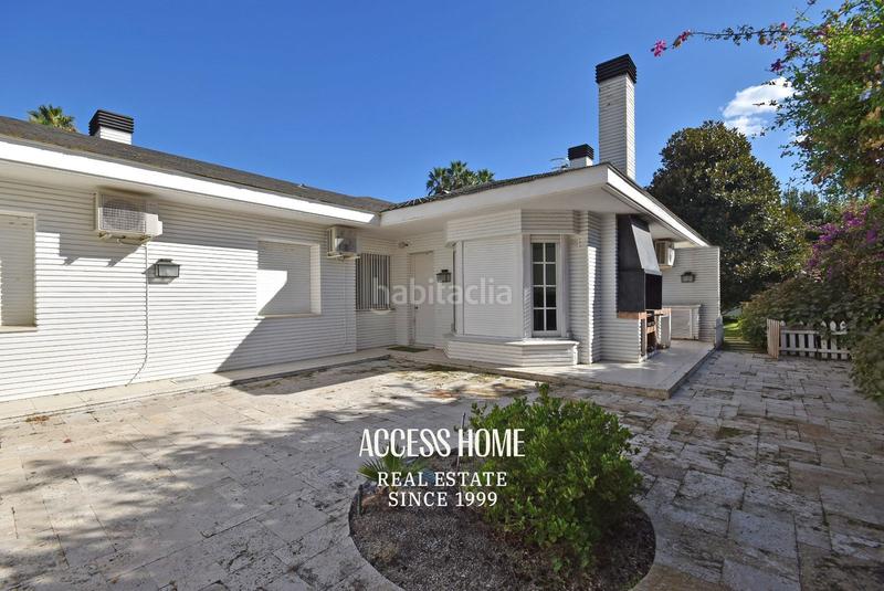 Foto 083296b6-85f8-4eb8-8aa1-7e29b11aa899. Chalet con piscina in Supermaresme Sant Vicenç de Montalt