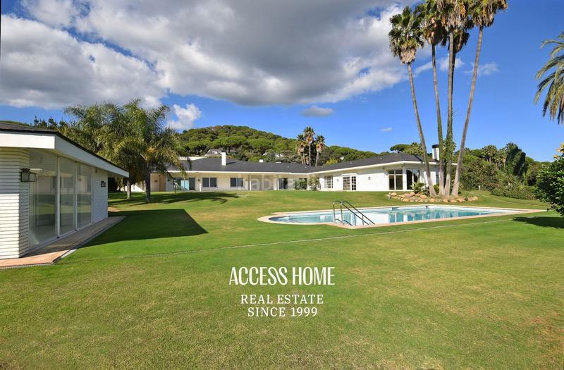 Foto 9e04875f-4e33-4a31-a946-6fc6e2eadd9e. Chalet con piscina in Supermaresme Sant Vicenç de Montalt