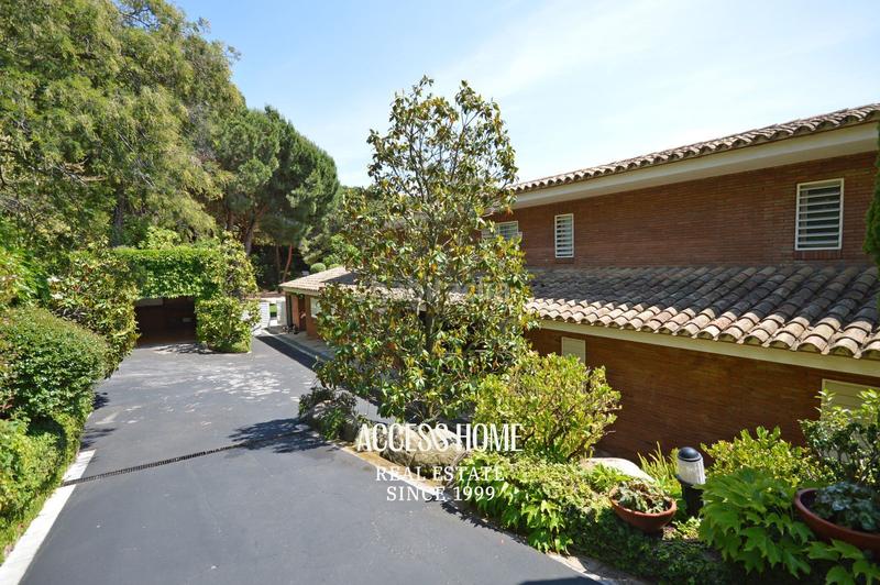 Foto 625a86bd-d5f1-4b2a-ba5f-06a64f6dc3dc. Chalet avec chauffage parking piscine dans Supermaresme Sant Vicenç de Montalt