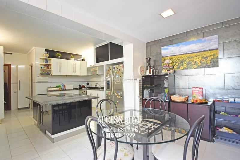 Foto 8518fc9c-fe16-40d2-b9a7-ca49645f8ff0. Xalet amb calefacció aparcament piscina a Alella