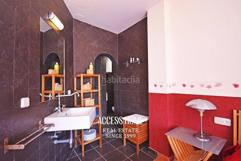 Foto bc7e50ff-caf5-4706-9799-380412061a20. Xalet amb calefacció aparcament piscina a Alella