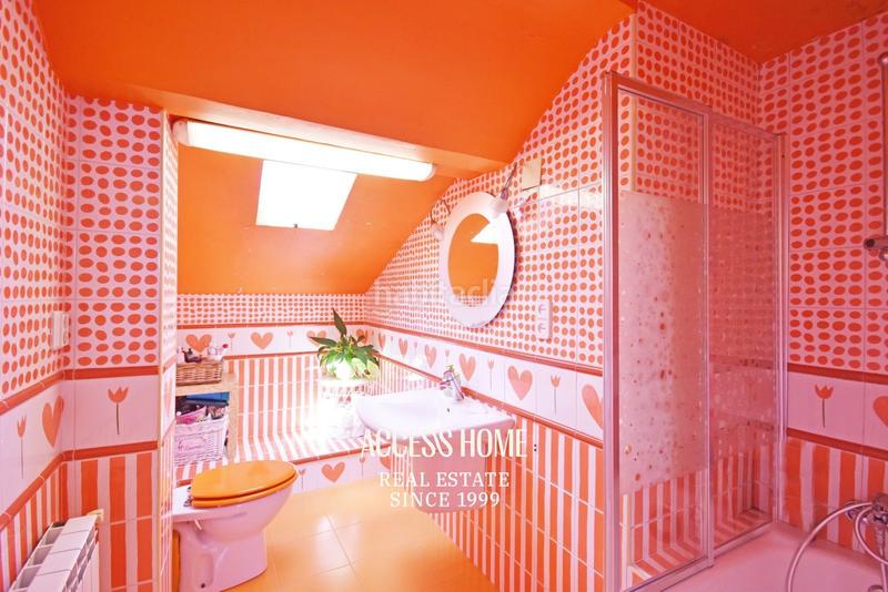 Foto cc2e3ddb-5d96-4163-bba4-c50209a4b76a. Xalet amb calefacció aparcament piscina a Alella