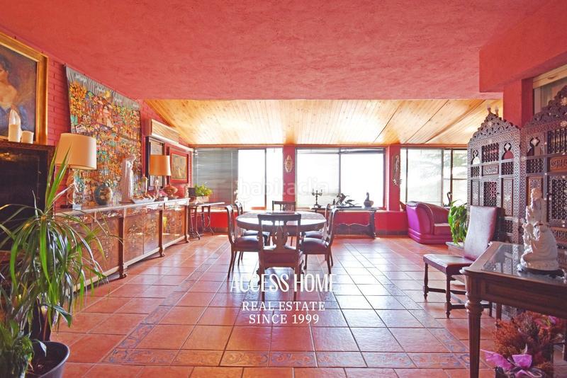 Foto f9b4570d-f04b-4b29-b226-a14e1d25c3f4. Xalet amb calefacció aparcament piscina a Alella